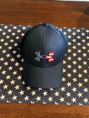Under Armour Mens Navy Cap with American Flag Logo